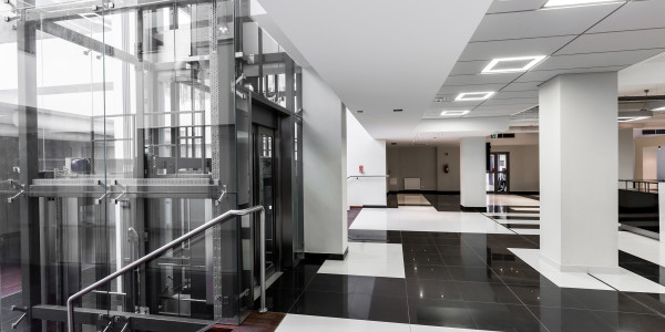 Proyectos de Rehabilitaciones en Terrassa · Instalación de Ascensores